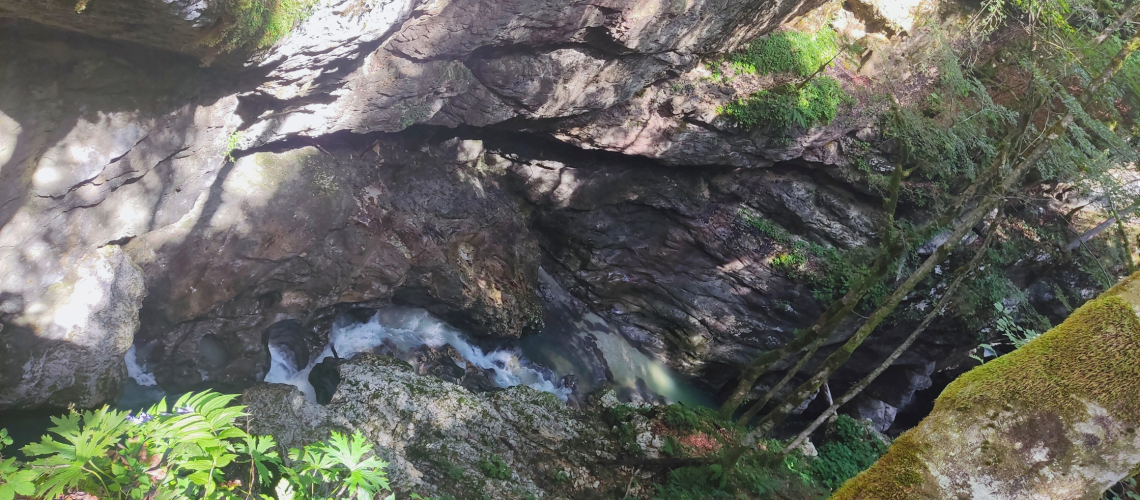 Il Labrasotto_Trekking alla Korita Mostnice